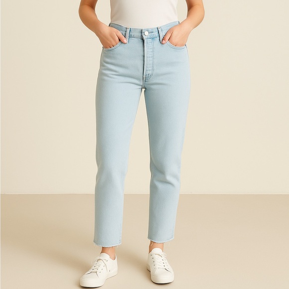 Levi’s Made And Crafted 501 Cropped Light Wash Selvedge Straight Leg Jean - Picture 1 of 14